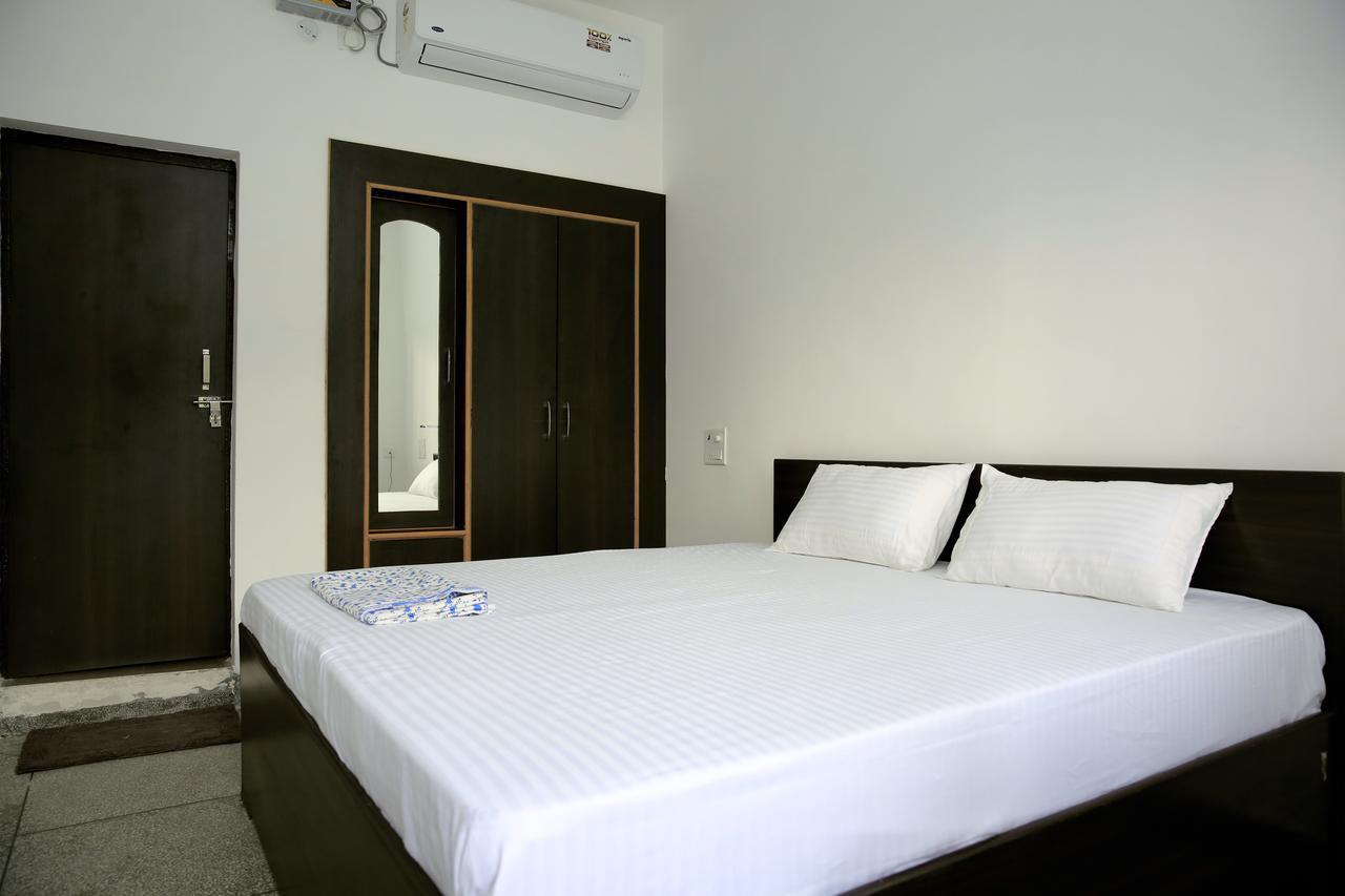 Sanidhya Inn Rishikesh Bagian luar foto