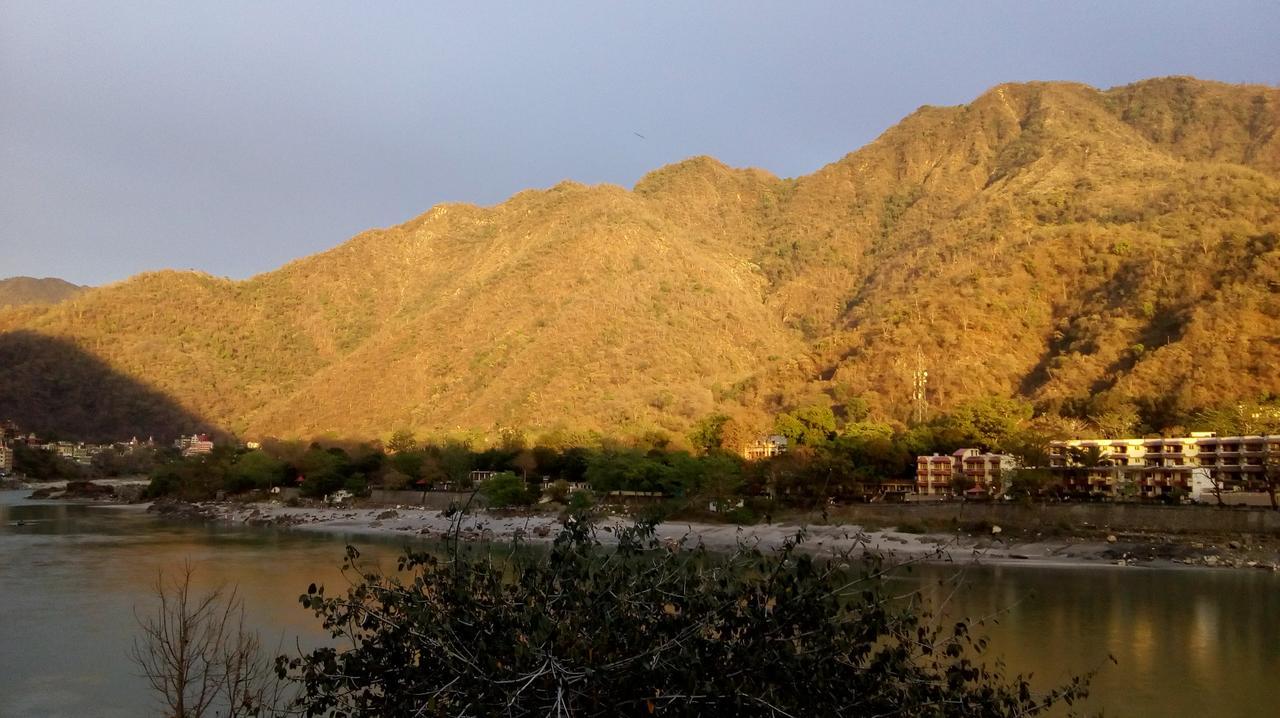 Sanidhya Inn Rishikesh Bagian luar foto